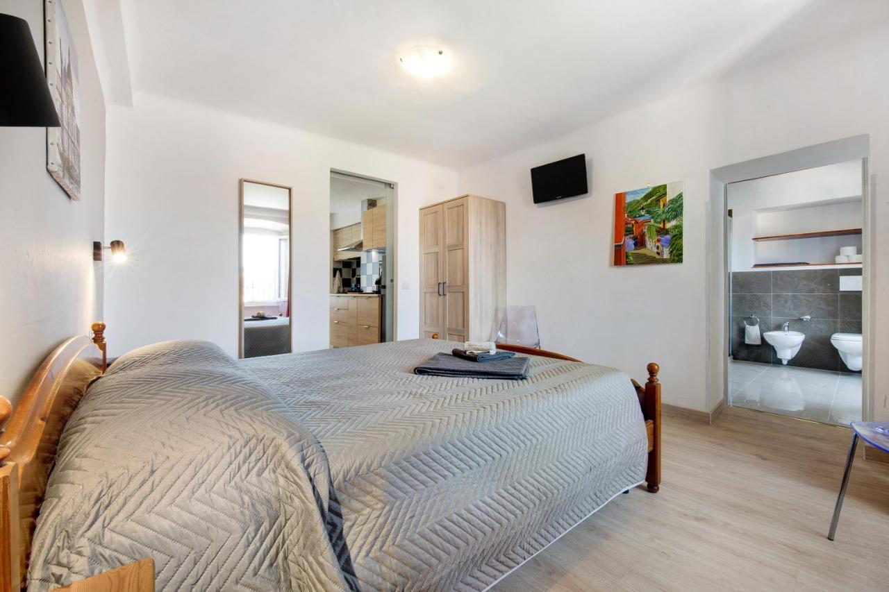 Taronico Apartments Duck Bellagio Ngoại thất bức ảnh